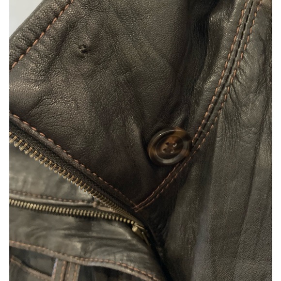 Brown vintage looking leather jacket by Danier size US 2-4/UK 8-10 - Picture 7 of 8